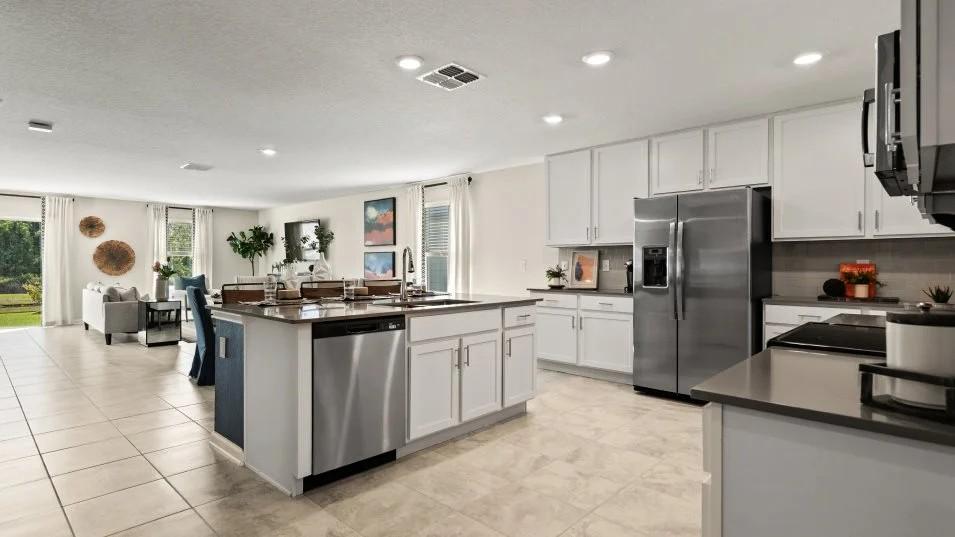 Residência Familiar de 5 Quartos em Kissimmee Florida — house_villa real estate